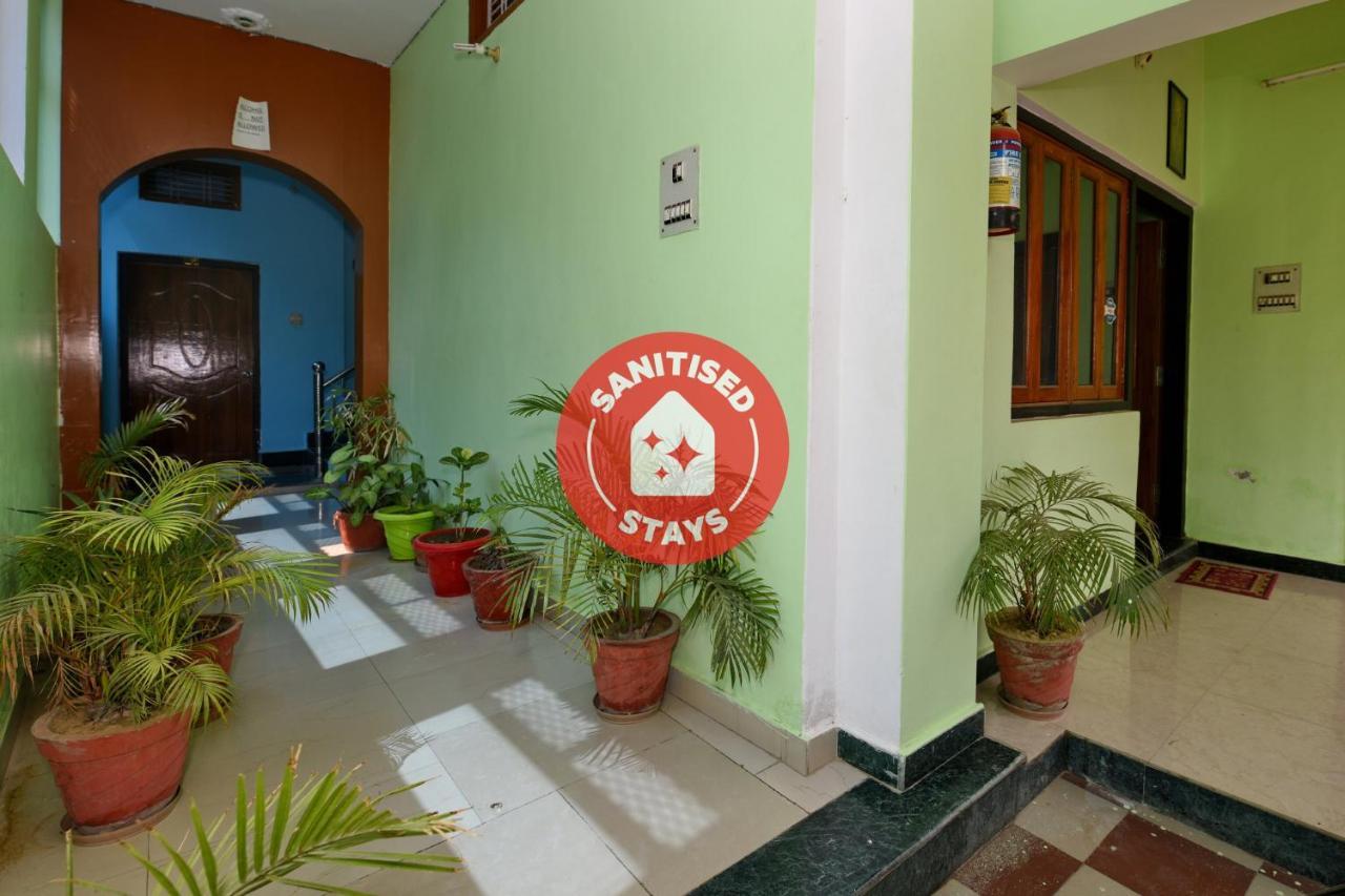 Oyo 4409 Hotel Chaitanya Inn Waranasi Zewnętrze zdjęcie
